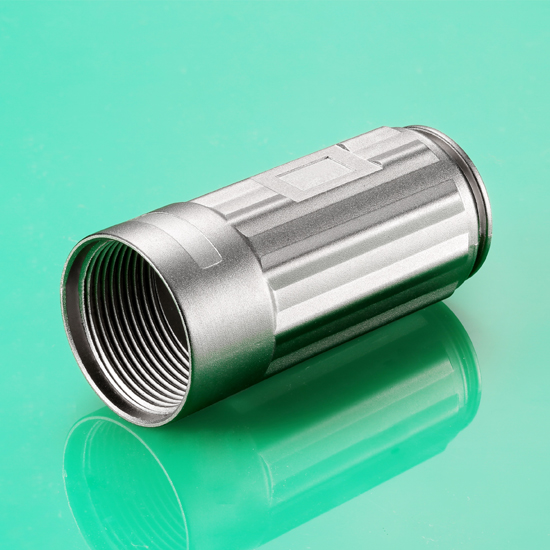 壓鑄廠帶你5分鐘看懂：M12、M23壓鑄件連接器外殼到底差在哪？